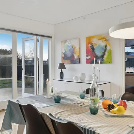 Amazing In With Kitchen